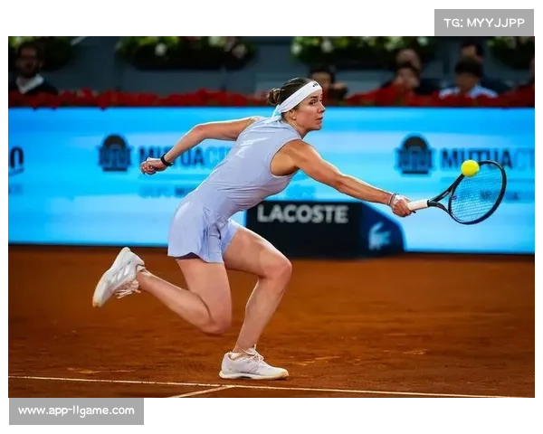 斯维托丽娜两盘横扫高芙，首进澳网四强将战萨巴伦卡